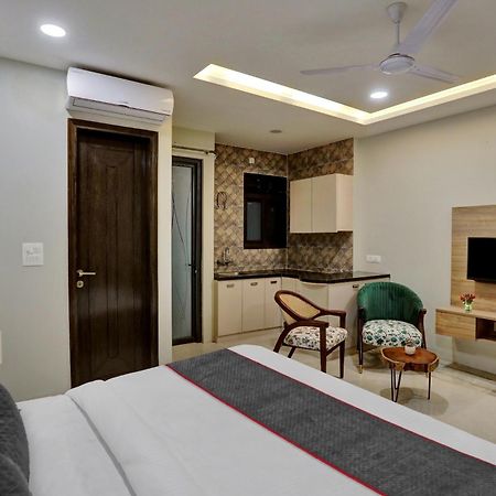 Готель Townhouse Xanthe Нойда Екстер'єр фото