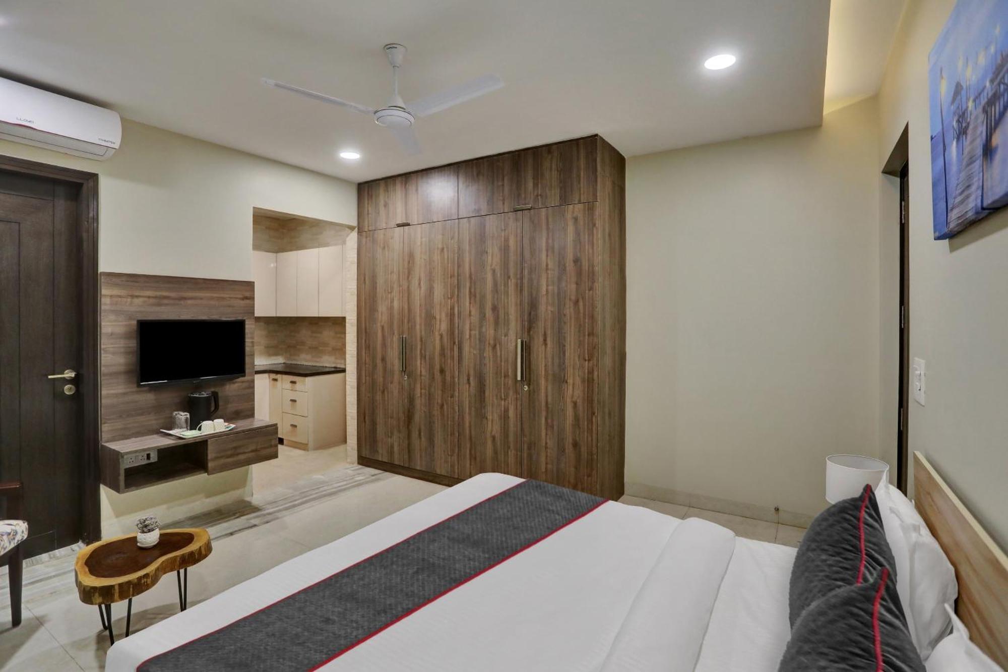 Готель Townhouse Xanthe Нойда Екстер'єр фото
