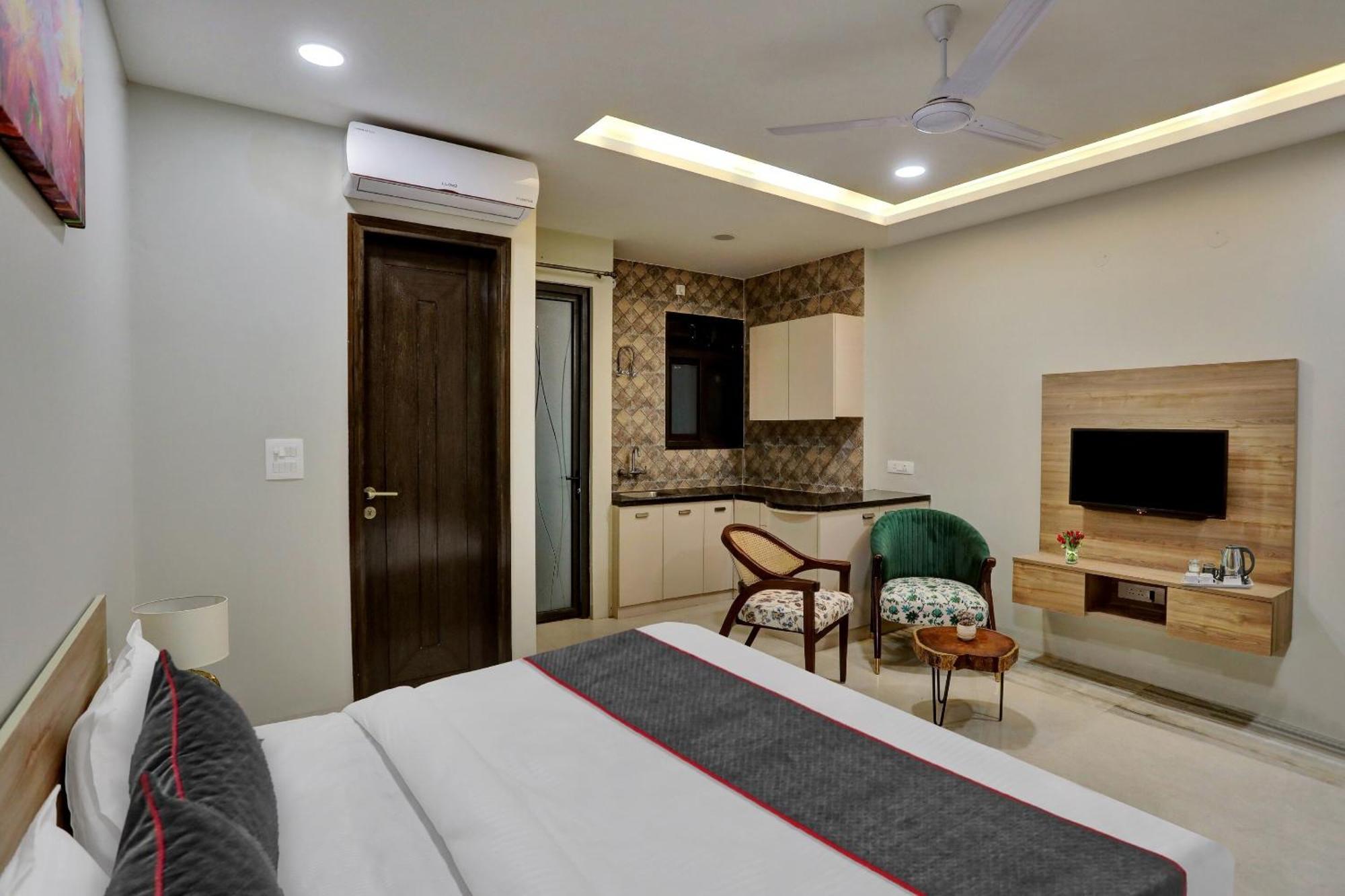 Готель Townhouse Xanthe Нойда Екстер'єр фото